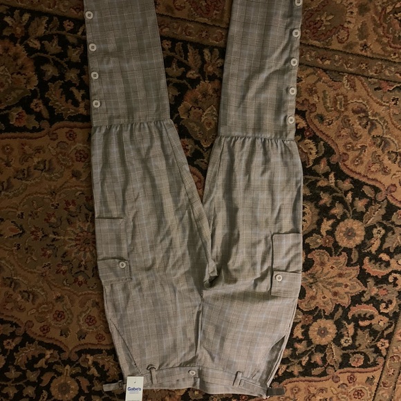 Pirate Dressing size medium women’s pants. Plaid. - Picture 10 of 10